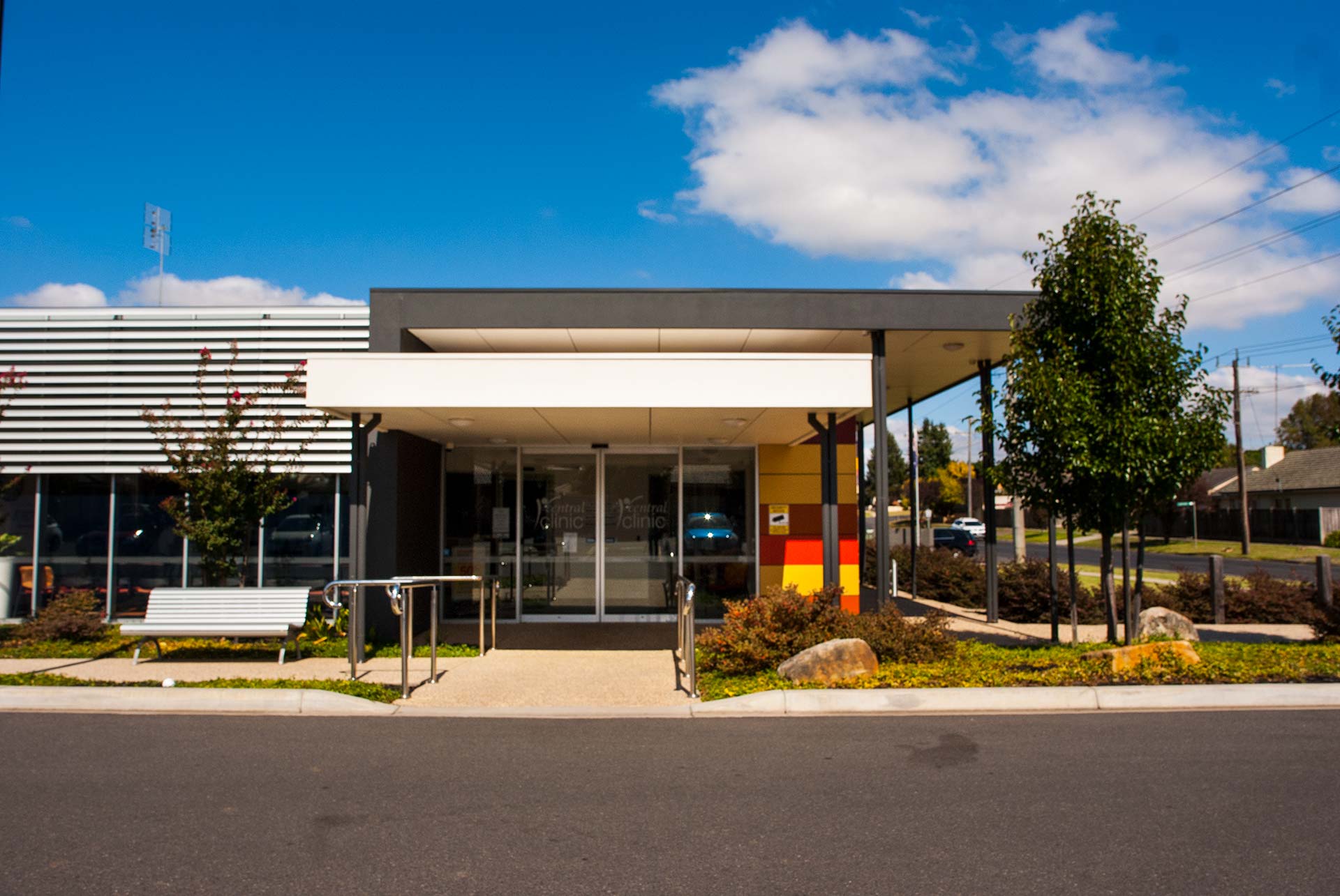 Central Clinic Warragul Front Entrance